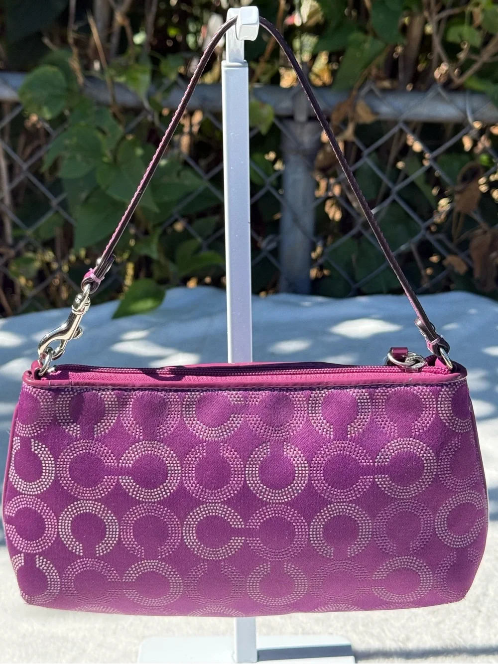 Coach Ashley Signature Jacquard wristlet handbag. GUC - Picture 2 of 8